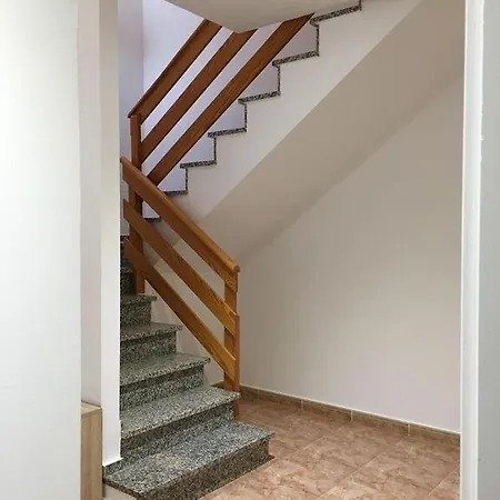 Urb Bella Vista 44 Hébergement de vacances *